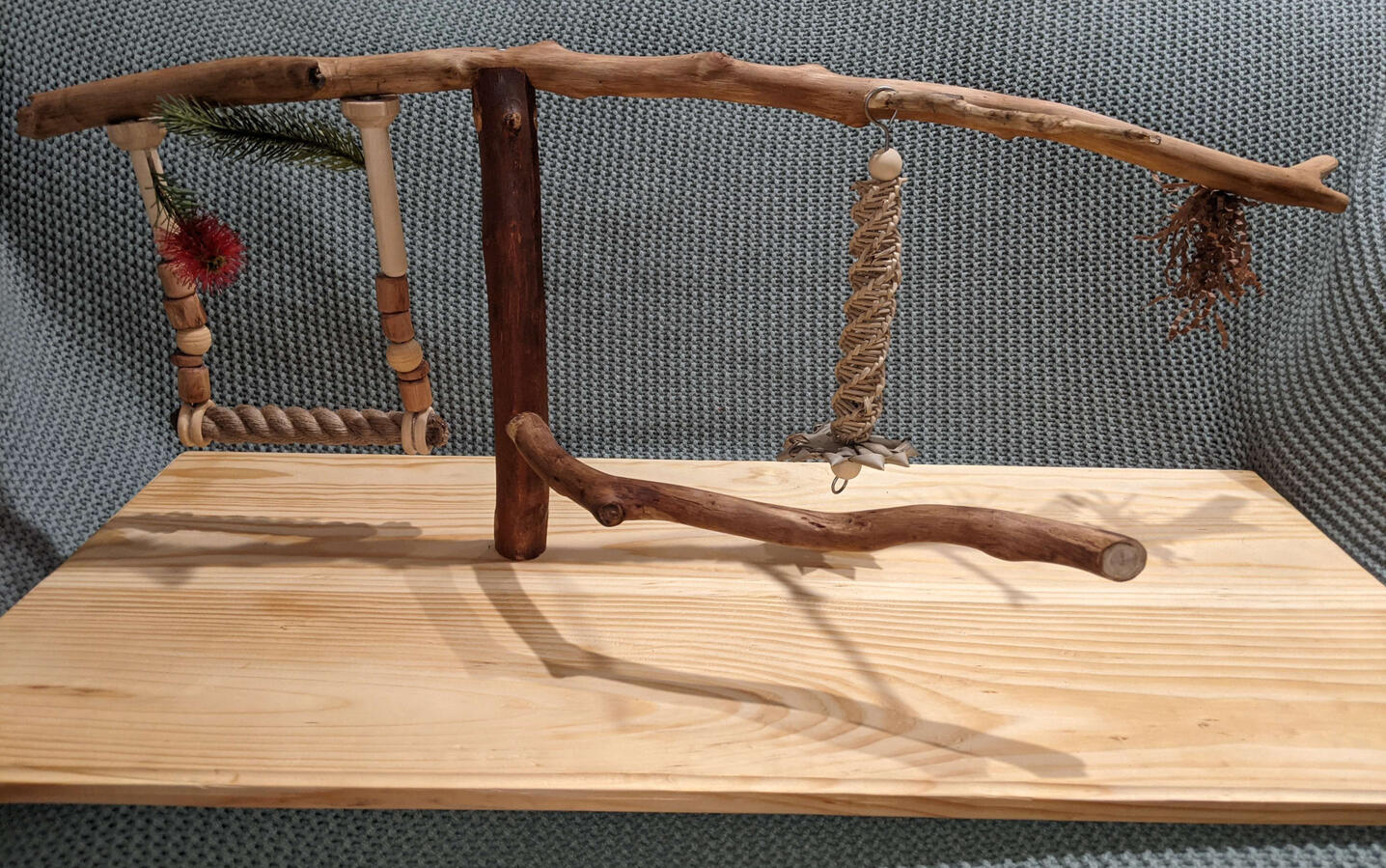 Small table stand for 2 Budgies Small table stand for 2 Budgies